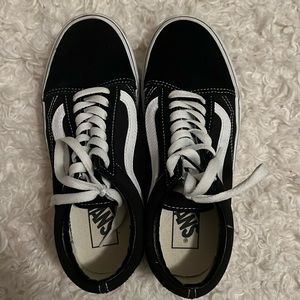 Vans oldskool black/white platform Size 6.5